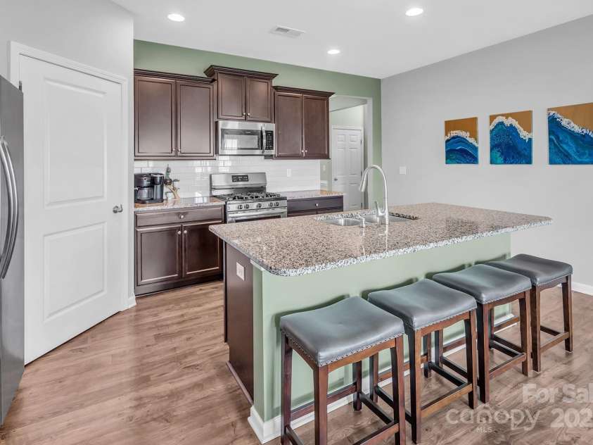 117 Rush Street, Mooresville, NC 28115.  MLS# CAR4280130, YatesRealty ID 27935. 