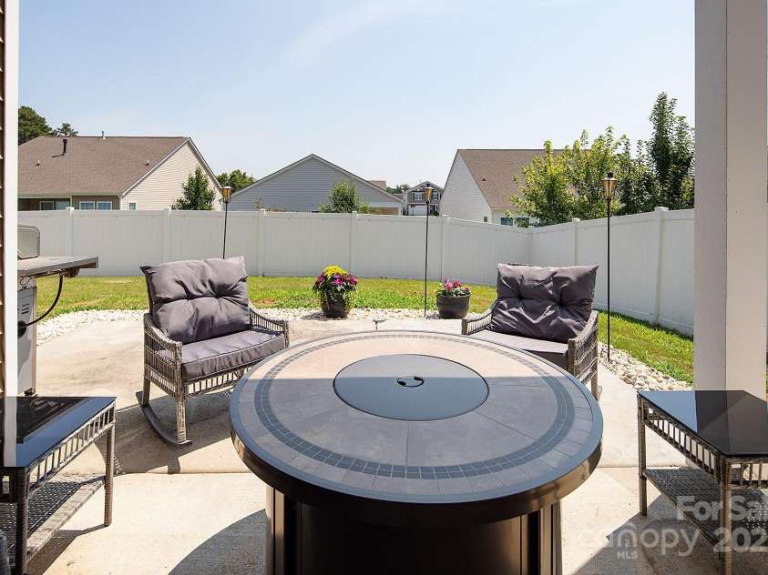 117 Rush Street, Mooresville, NC 28115.  MLS# CAR4280130, YatesRealty ID 27935. 