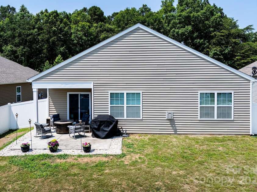 117 Rush Street, Mooresville, NC 28115.  MLS# CAR4280130, YatesRealty ID 27935. 