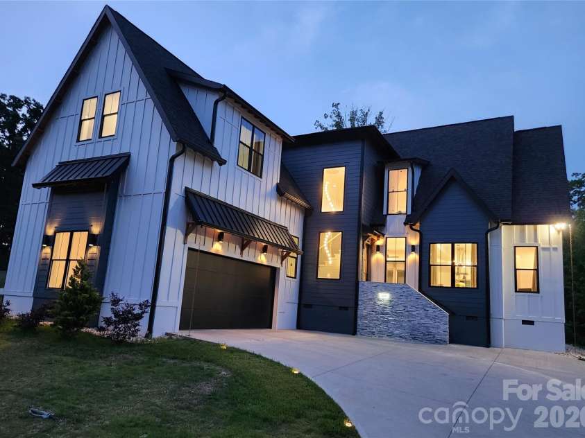 3078 Mountain Creek Drive, Sherrills Ford, NC 28673.  MLS# CAR4381698, YatesRealty ID 27935. 