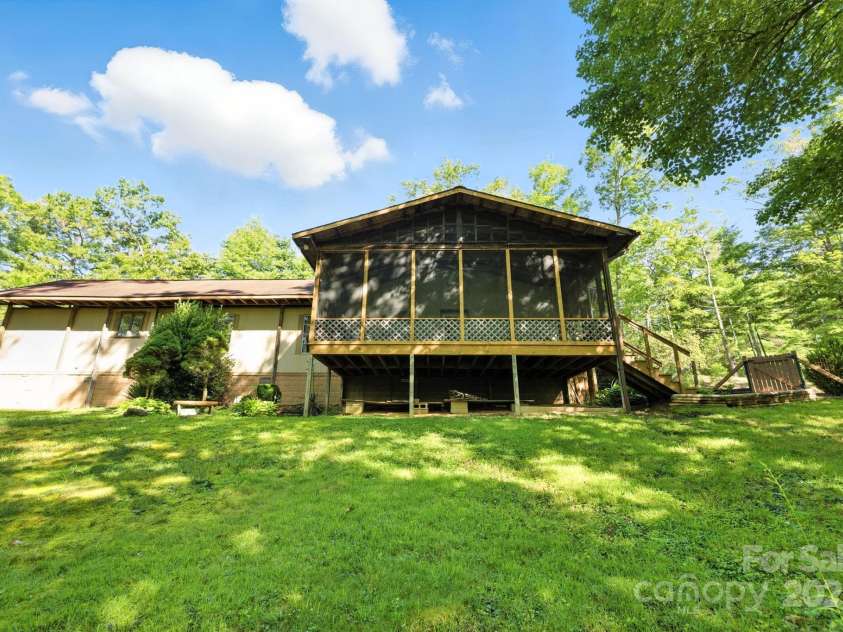 3333 Old Toxaway Road, Brevard, NC 28712.  MLS# CAR4282711, YatesRealty ID 27936. 