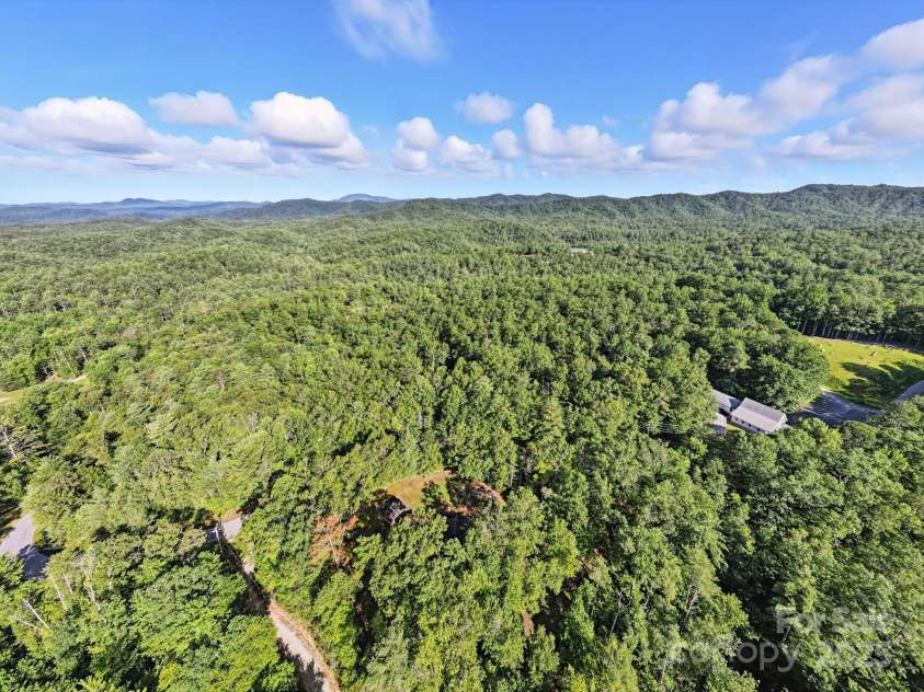 3333 Old Toxaway Road, Brevard, NC 28712.  MLS# CAR4282711, YatesRealty ID 27936. 