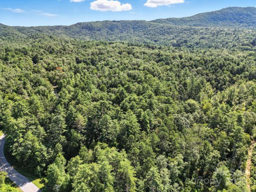 3333 Old Toxaway Road, Brevard, NC 28712.  MLS# CAR4282711, YatesRealty ID 27936. 