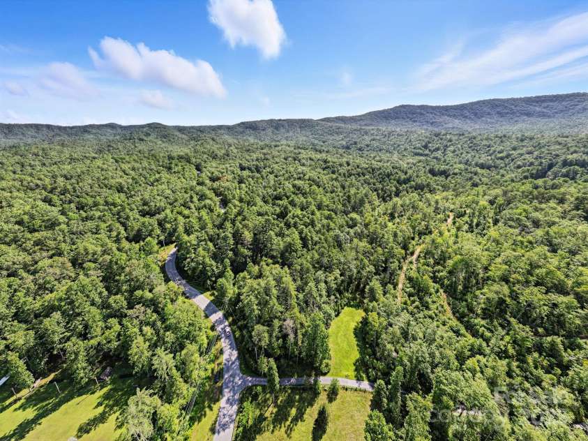3333 Old Toxaway Road, Brevard, NC 28712.  MLS# CAR4282711, YatesRealty ID 27936. 