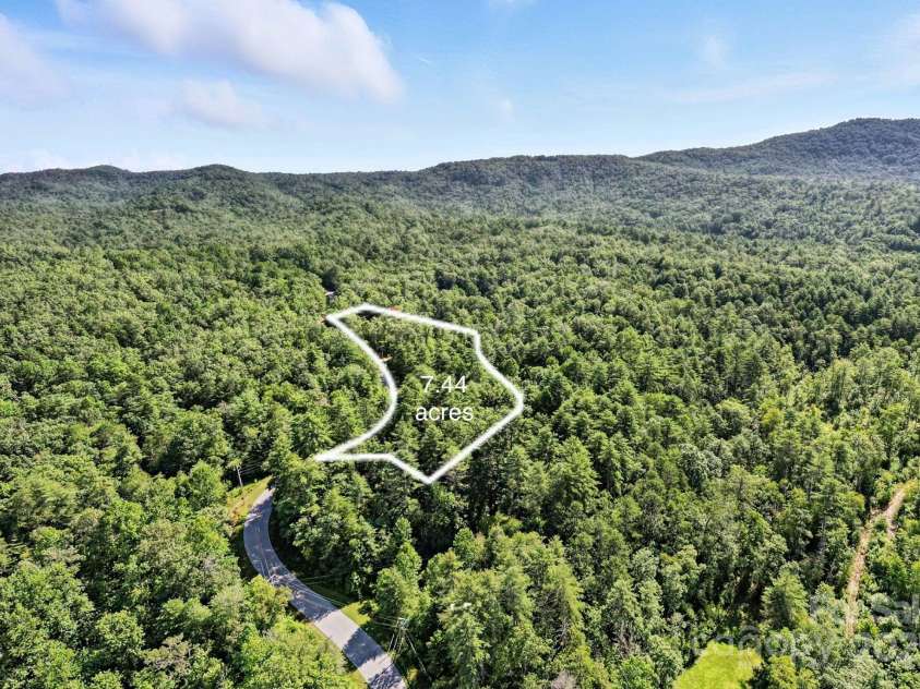 3333 Old Toxaway Road, Brevard, NC 28712.  MLS# CAR4282711, YatesRealty ID 27936. Includes 7.44 acres