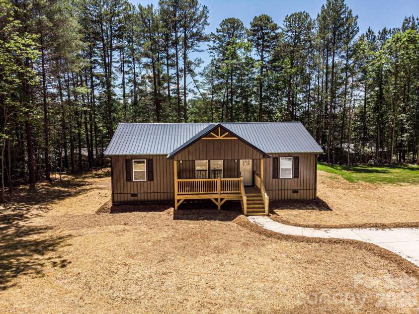 2914 Ivory Place, Granite Falls, NC 28630.  MLS# CAR4379383, YatesRealty ID 27937. 