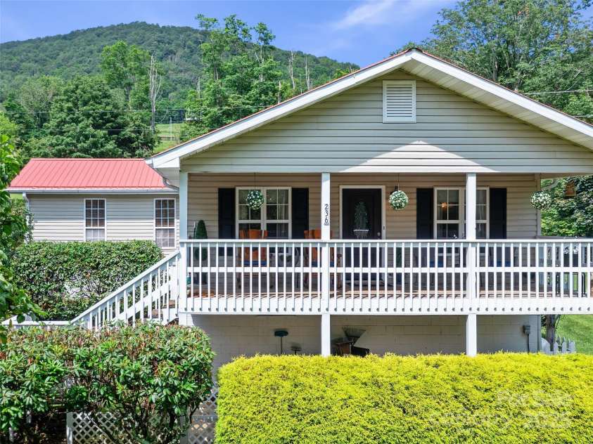 236 Old Roan Mountain Road, Bakersville, NC 28705.  MLS# CAR4276461, YatesRealty ID 27938. 