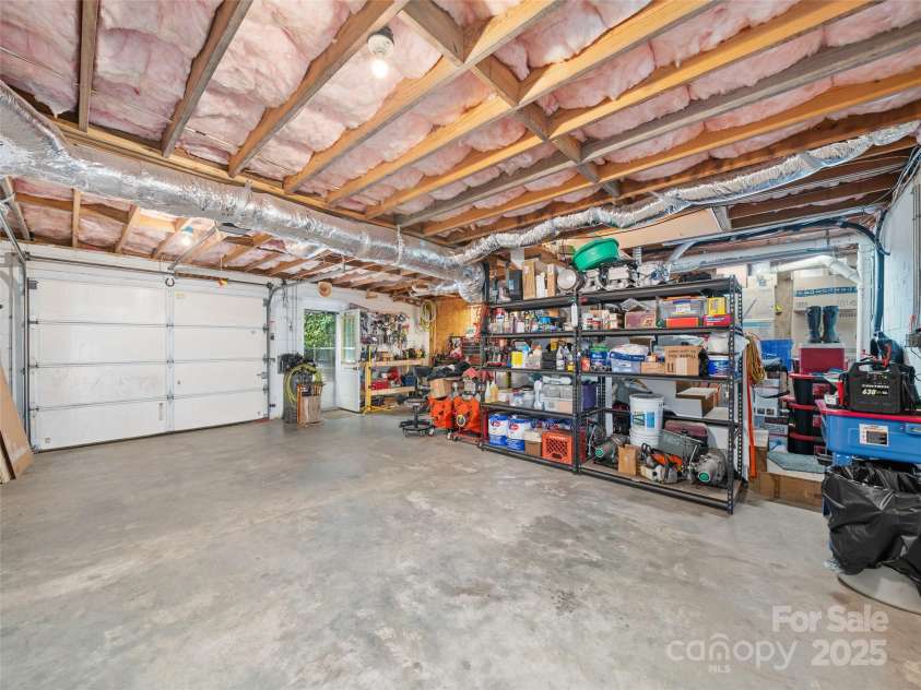 236 Old Roan Mountain Road, Bakersville, NC 28705.  MLS# CAR4276461, YatesRealty ID 27938. 