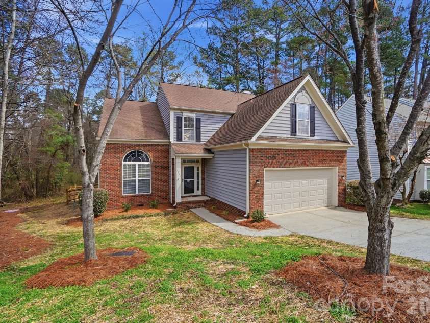 7711 Taymouth Lane, Charlotte, NC 28269.  MLS# CAR4387689, YatesRealty ID 27939. 