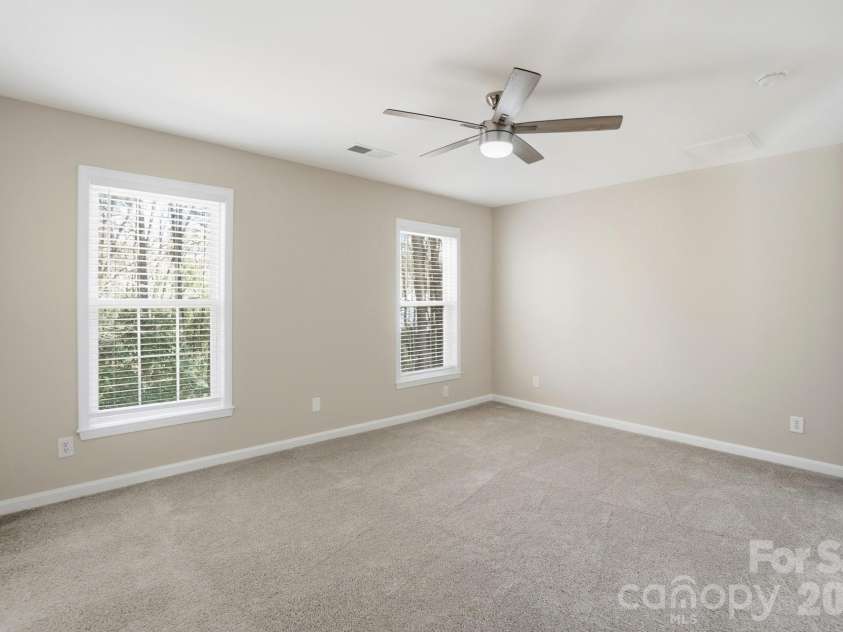 7711 Taymouth Lane, Charlotte, NC 28269.  MLS# CAR4387689, YatesRealty ID 27939. 