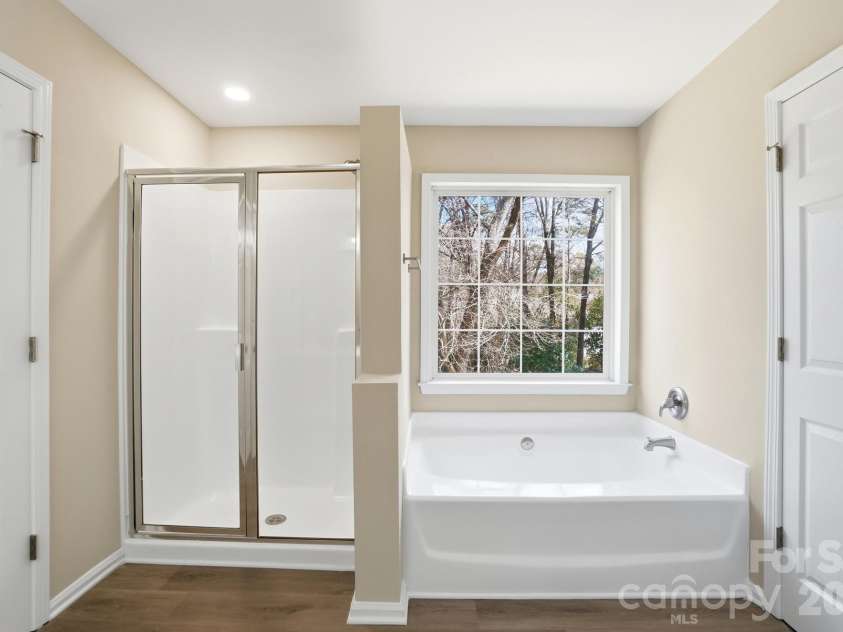 7711 Taymouth Lane, Charlotte, NC 28269.  MLS# CAR4387689, YatesRealty ID 27939. 
