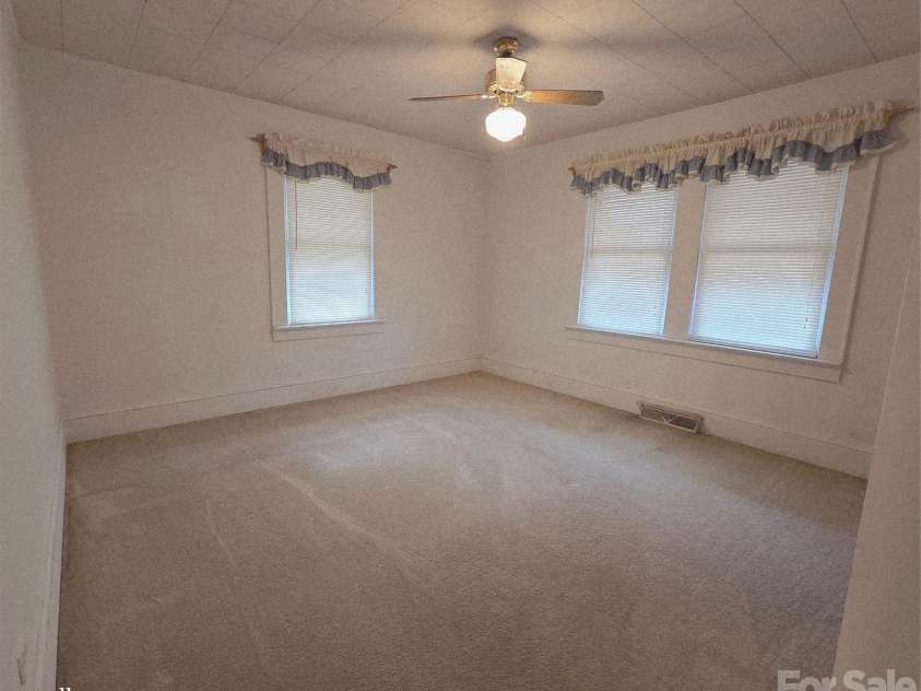 1133 Earl Road, Shelby, NC 28152.  MLS# CAR4337588, YatesRealty ID 2794. Bedroom 3