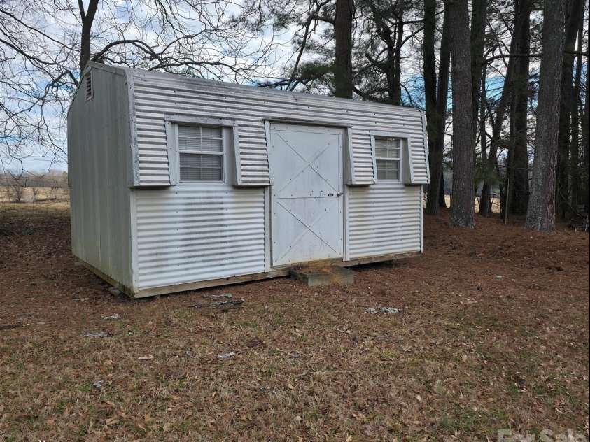 1133 Earl Road, Shelby, NC 28152.  MLS# CAR4337588, YatesRealty ID 2794. Shed - Conveys