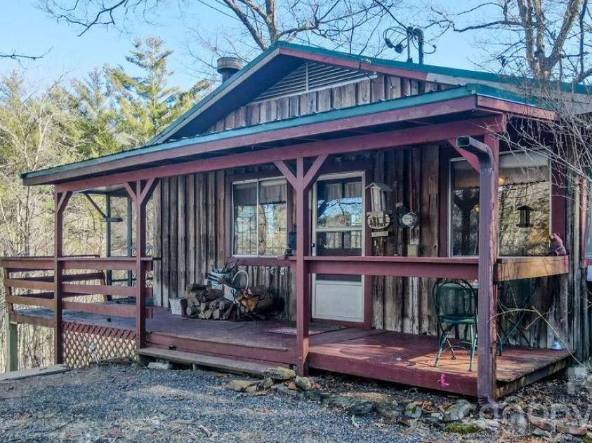 465 Enchanted Forest Drive, Sylva, NC 28779.  MLS# CAR4341154, YatesRealty ID 2794. 
