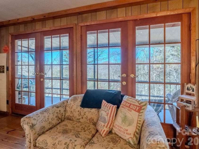 465 Enchanted Forest Drive, Sylva, NC 28779.  MLS# CAR4341154, YatesRealty ID 2794. 