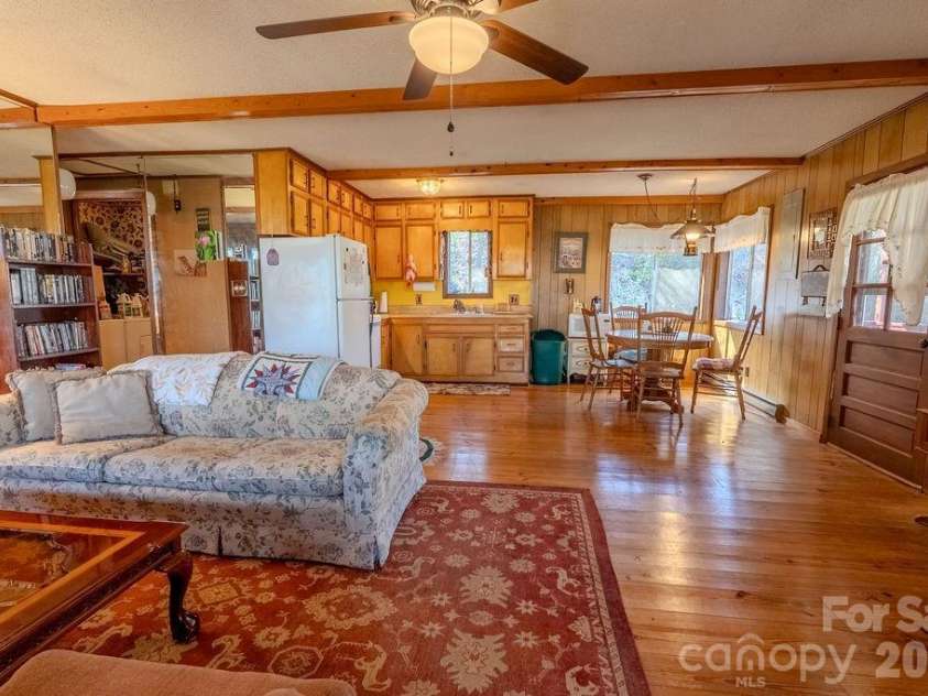 465 Enchanted Forest Drive, Sylva, NC 28779.  MLS# CAR4341154, YatesRealty ID 2794. 