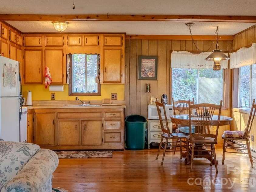 465 Enchanted Forest Drive, Sylva, NC 28779.  MLS# CAR4341154, YatesRealty ID 2794. 