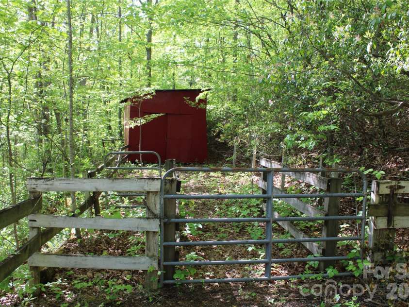 465 Enchanted Forest Drive, Sylva, NC 28779.  MLS# CAR4341154, YatesRealty ID 2794. 