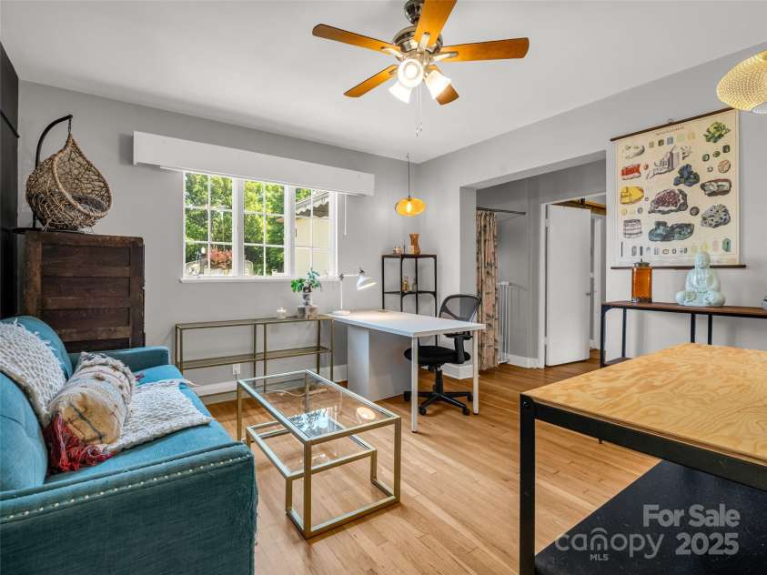 109 Falls Street, Morganton, NC 28655.  MLS# CAR4266712, YatesRealty ID 27942. 