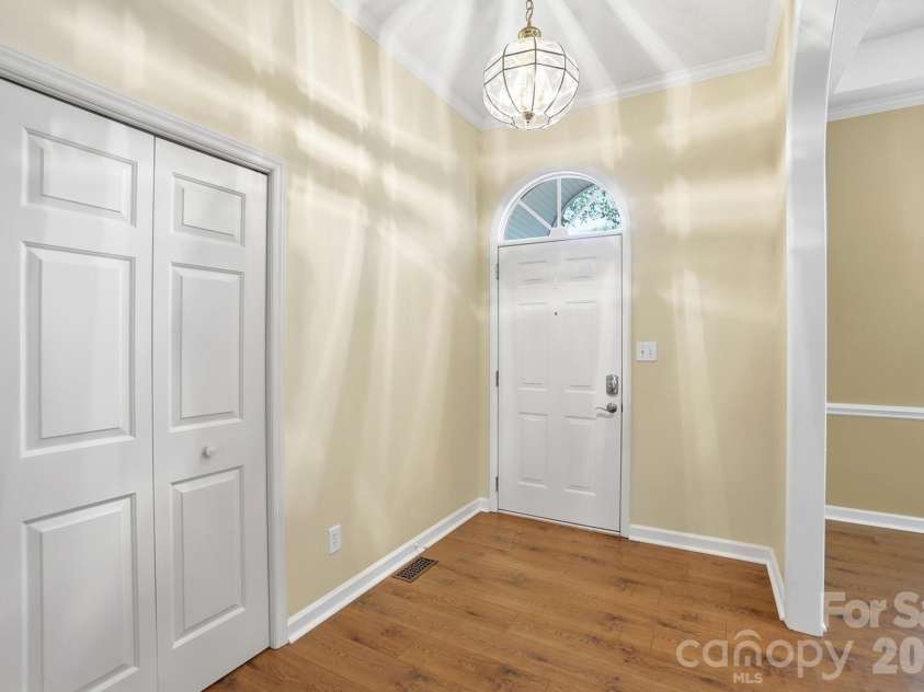 1506 Village Court, Gastonia, NC 28054.  MLS# CAR4389565, YatesRealty ID 27943. 