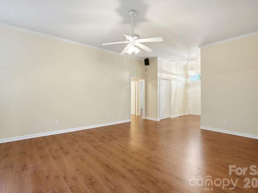 1506 Village Court, Gastonia, NC 28054.  MLS# CAR4389565, YatesRealty ID 27943. 