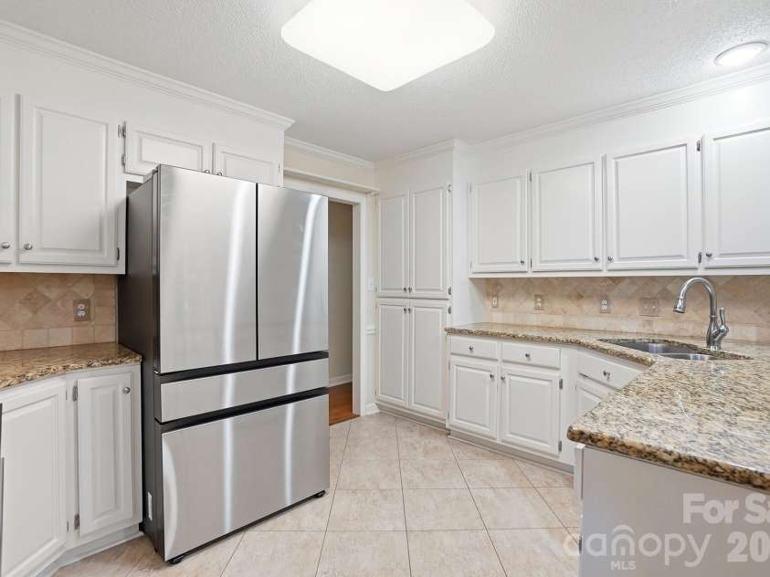 1506 Village Court, Gastonia, NC 28054.  MLS# CAR4389565, YatesRealty ID 27943. 