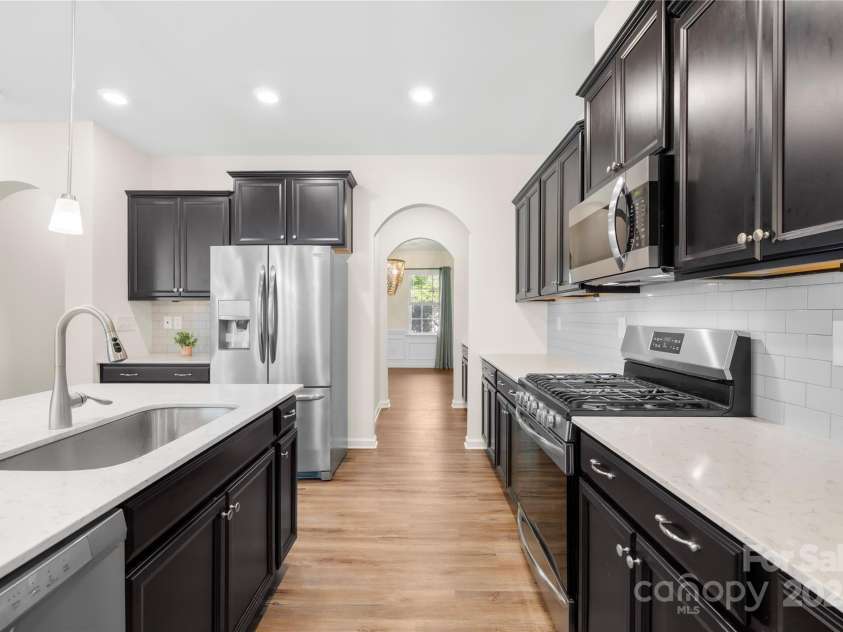 17413 Caddy Court, Charlotte, NC 28278.  MLS# CAR4245215, YatesRealty ID 27943. 