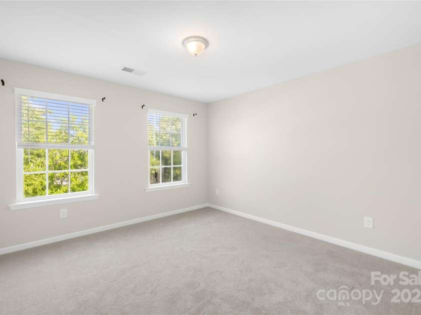 17413 Caddy Court, Charlotte, NC 28278.  MLS# CAR4245215, YatesRealty ID 27943. Secondary Bedroom