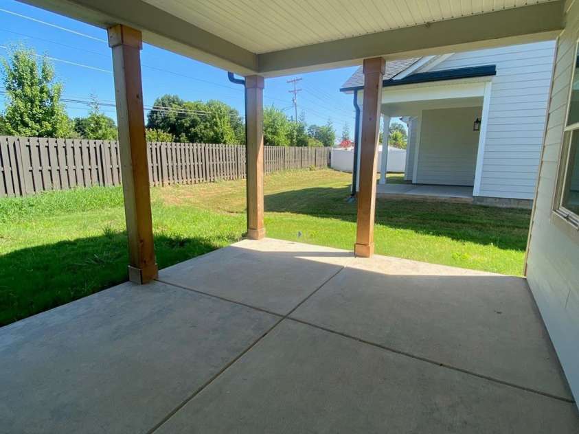 13714 Tranquil Day Drive, Matthews, NC 28105.  MLS# CAR4284421, YatesRealty ID 27944. 