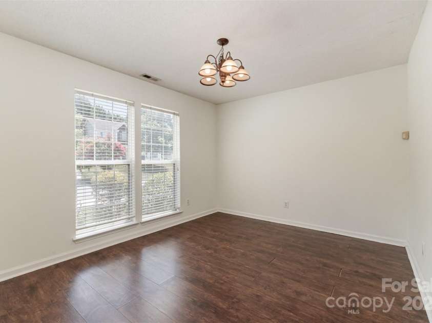 10024 Northwoods Forest Drive, Charlotte, NC 28214.  MLS# CAR4284577, YatesRealty ID 27946. 