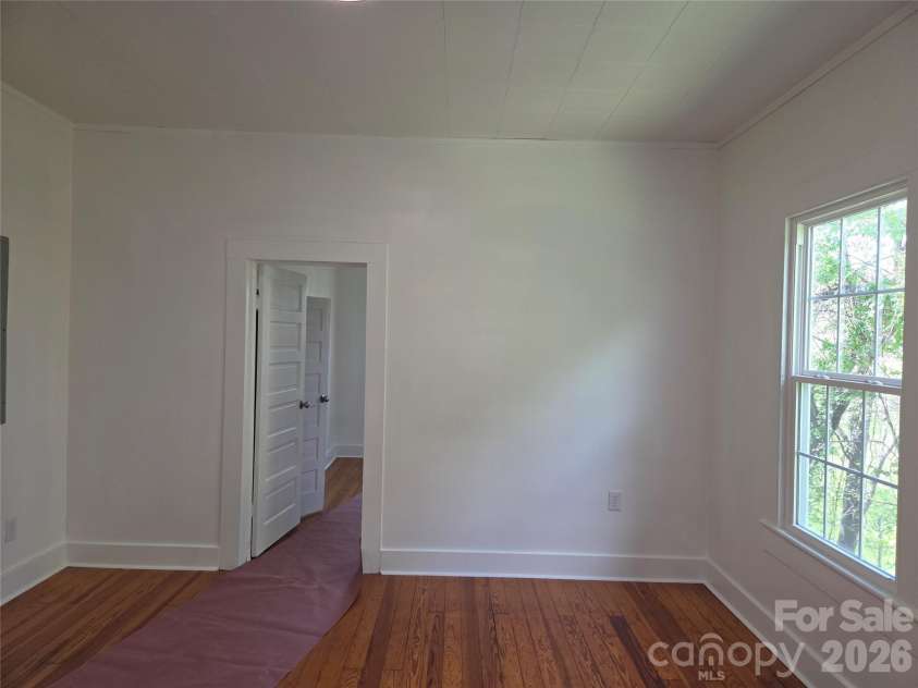 267 Beaverdam Street, Canton, NC 28716.  MLS# CAR4375604, YatesRealty ID 27948. Dining Room