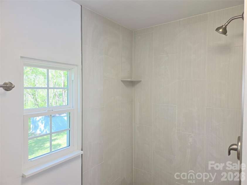 267 Beaverdam Street, Canton, NC 28716.  MLS# CAR4375604, YatesRealty ID 27948. Shower