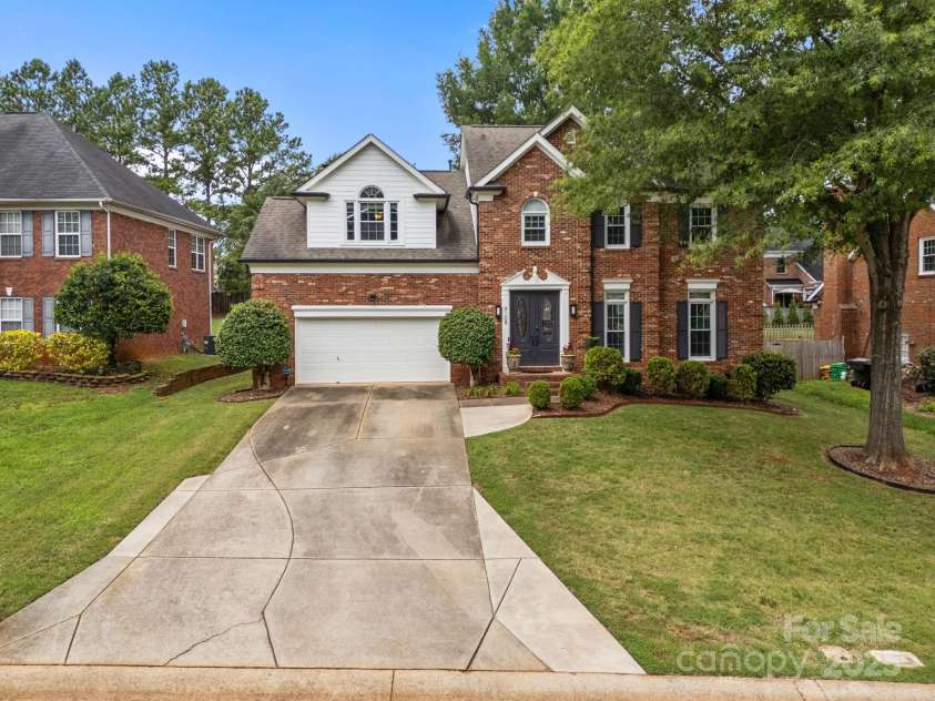 4108 Deerfield Drive, Concord, NC 28027.  MLS# CAR4278103, YatesRealty ID 27948. 