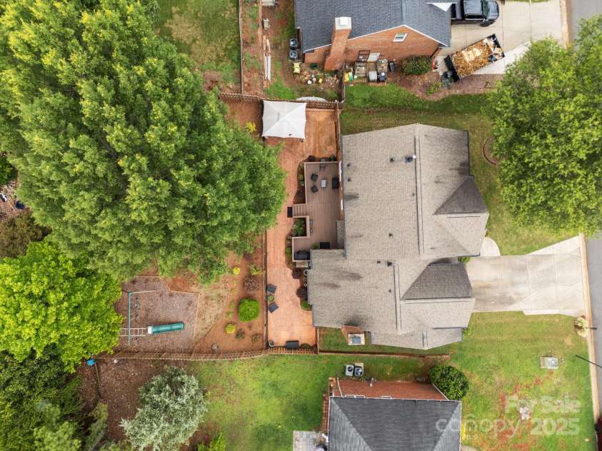 4108 Deerfield Drive, Concord, NC 28027.  MLS# CAR4278103, YatesRealty ID 27948. 