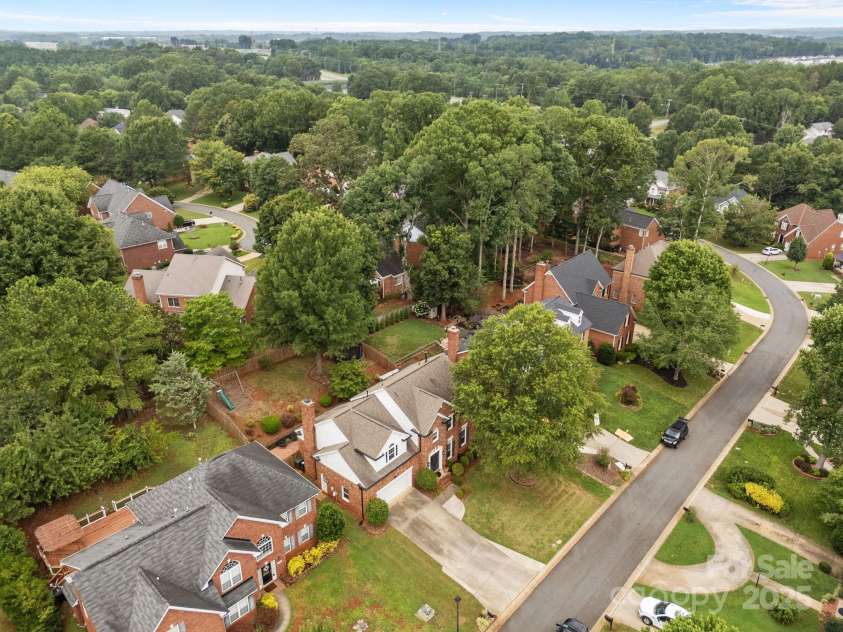 4108 Deerfield Drive, Concord, NC 28027.  MLS# CAR4278103, YatesRealty ID 27948. 