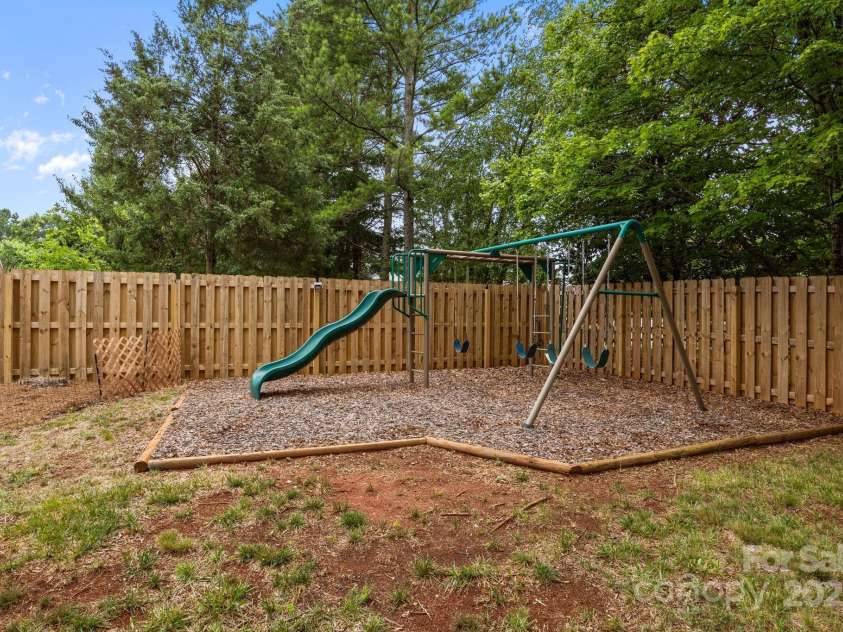 4108 Deerfield Drive, Concord, NC 28027.  MLS# CAR4278103, YatesRealty ID 27948. 