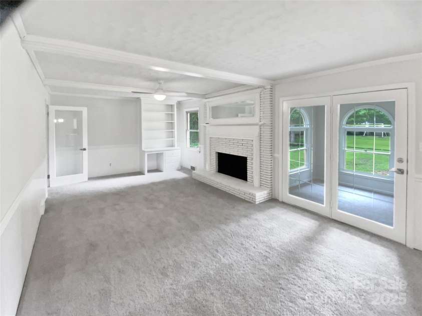 302 Melinda Avenue, Kannapolis, NC 28083.  MLS# CAR4266774, YatesRealty ID 27949. 