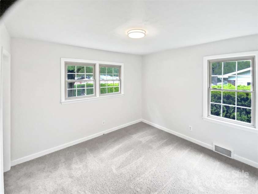 302 Melinda Avenue, Kannapolis, NC 28083.  MLS# CAR4266774, YatesRealty ID 27949. 