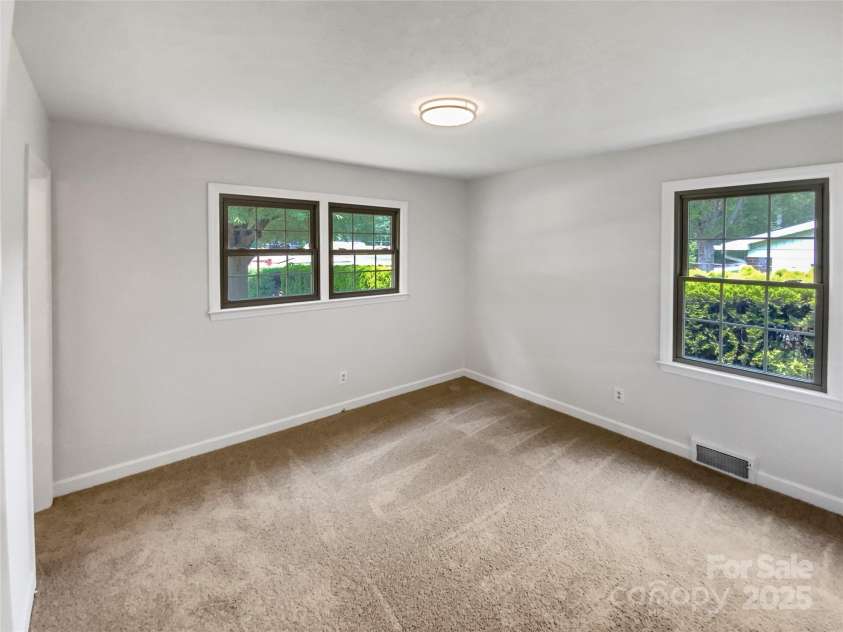 302 Melinda Avenue, Kannapolis, NC 28083.  MLS# CAR4266774, YatesRealty ID 27949. 