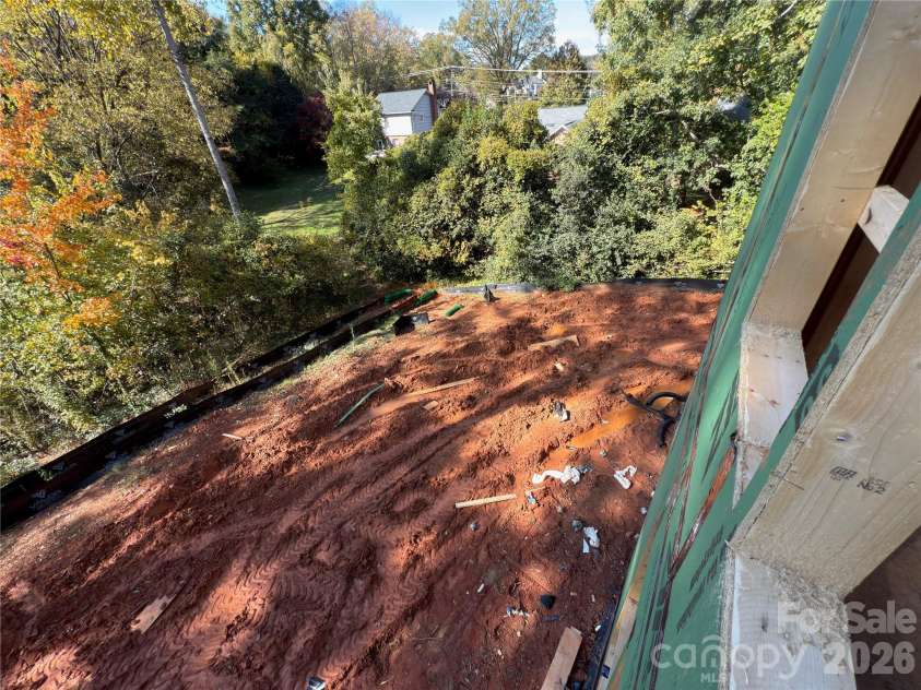 1118 Kingscross Drive, Charlotte, NC 28211.  MLS# CAR4326781, YatesRealty ID 2795. 