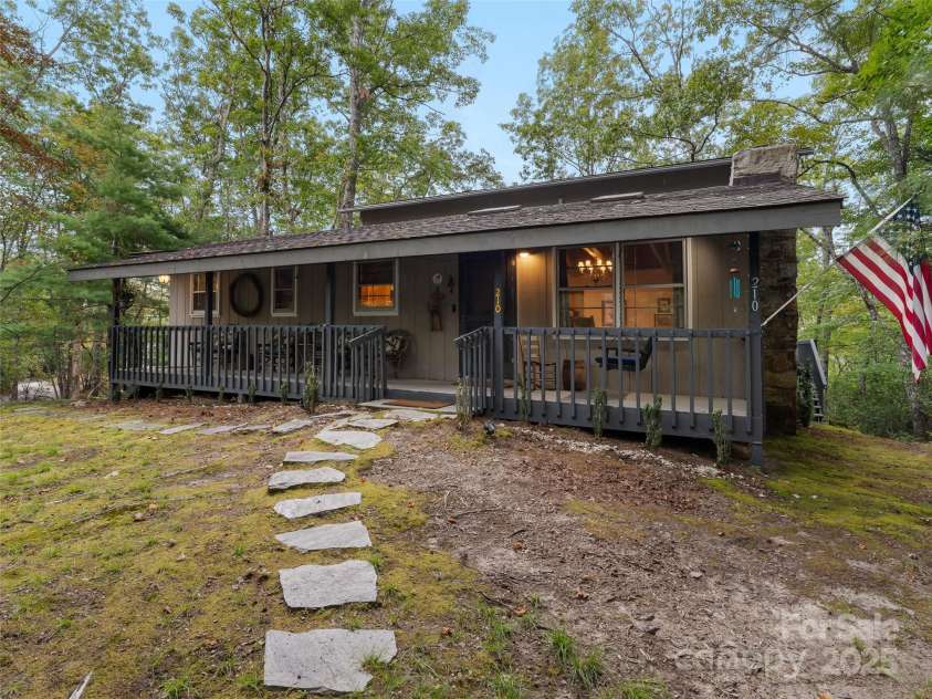 210 Ballard Road, Brevard, NC 28712.  MLS# CAR4300398, YatesRealty ID 2795. 