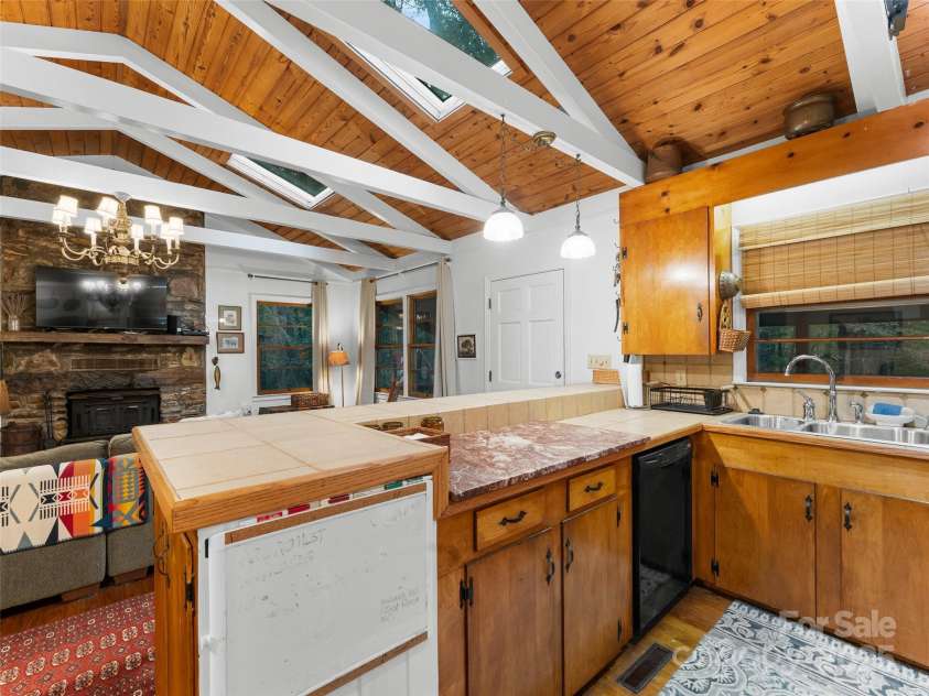 210 Ballard Road, Brevard, NC 28712.  MLS# CAR4300398, YatesRealty ID 2795. Kitchen