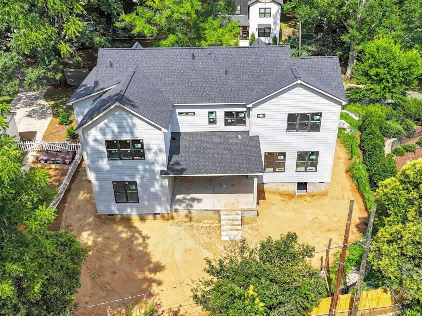 4918 Buckingham Drive, Charlotte, NC 28209.  MLS# CAR4264299, YatesRealty ID 2795. 