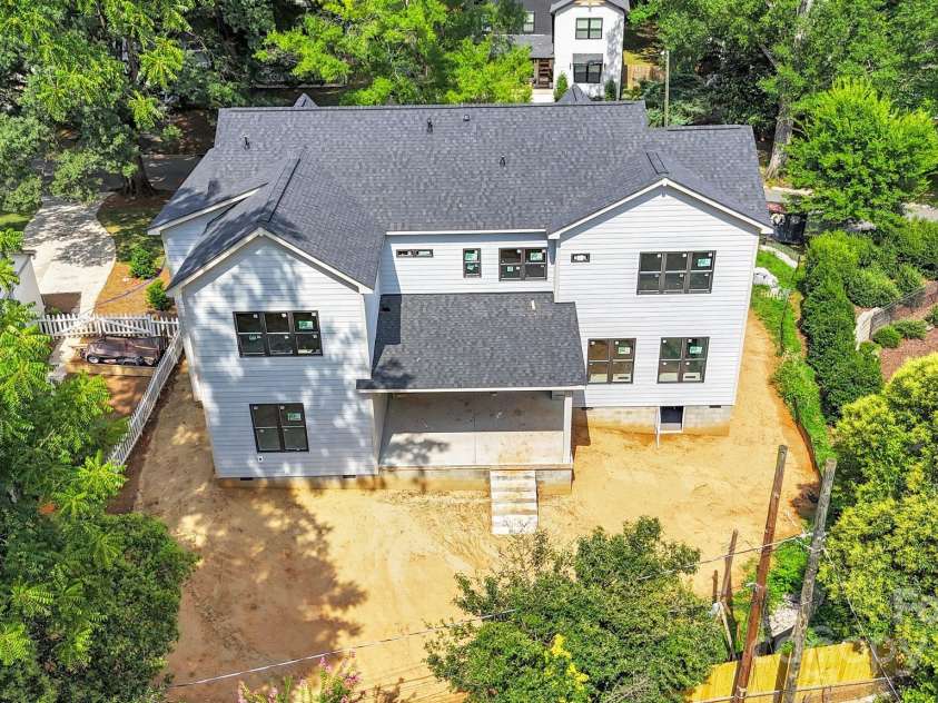 4918 Buckingham Drive, Charlotte, NC 28209.  MLS# CAR4264299, YatesRealty ID 2795. 