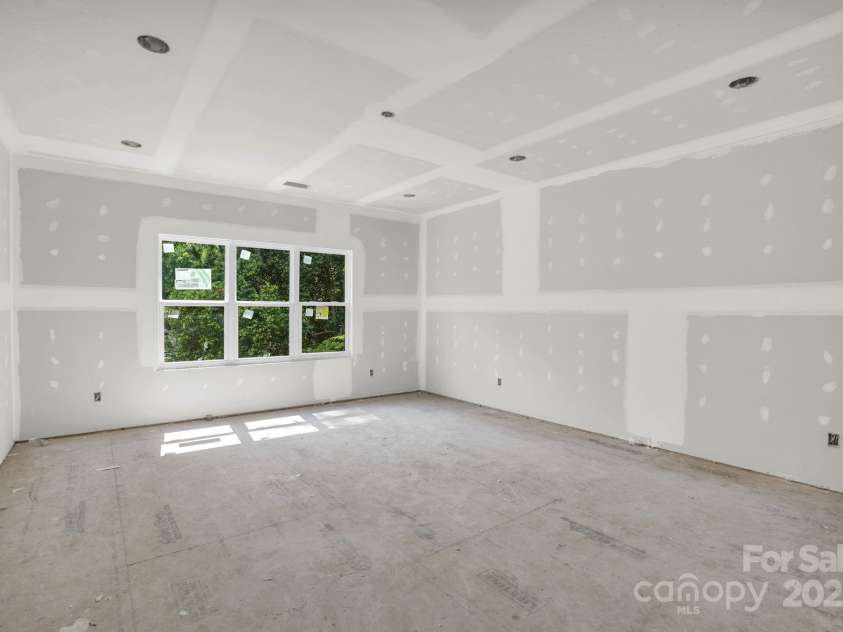4918 Buckingham Drive, Charlotte, NC 28209.  MLS# CAR4264299, YatesRealty ID 2795. 