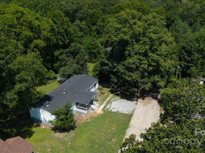 141 Lewis Street, Mount Gilead, NC 27306.  MLS# CAR4248799, YatesRealty ID 27952. 