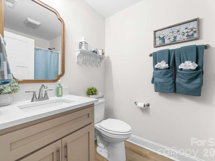 3167 Paul Elmore Road, Lincolnton, NC 28092.  MLS# CAR4375785, YatesRealty ID 27952. 2nd full bathroom