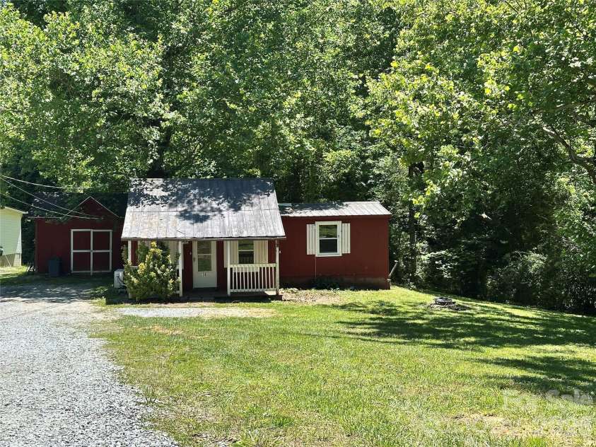 36 Range Road, Etowah, NC 28729.  MLS# CAR4390019, YatesRealty ID 27953. 