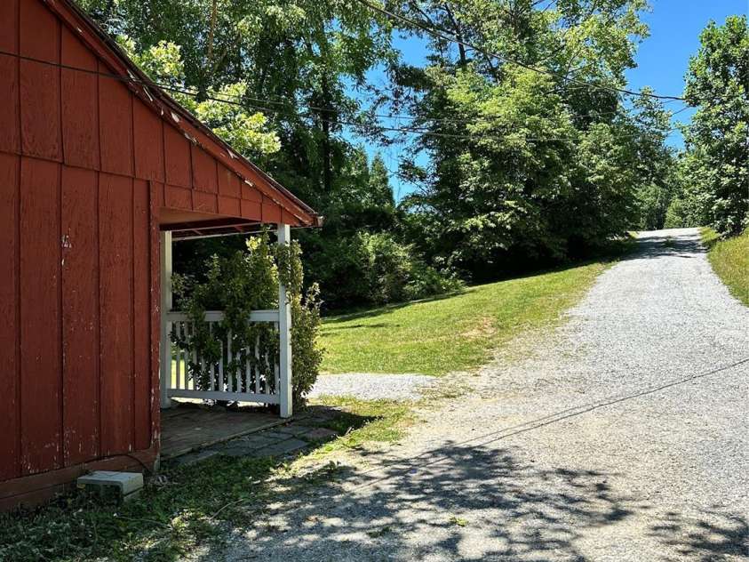36 Range Road, Etowah, NC 28729.  MLS# CAR4390019, YatesRealty ID 27953. 
