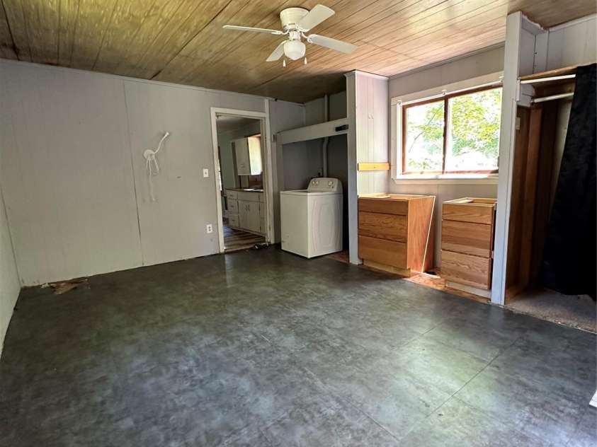 36 Range Road, Etowah, NC 28729.  MLS# CAR4390019, YatesRealty ID 27953. Bedroom - alternate view
